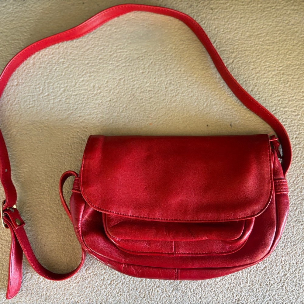 Vintage Levi’s 80s Red Leather Crossbody